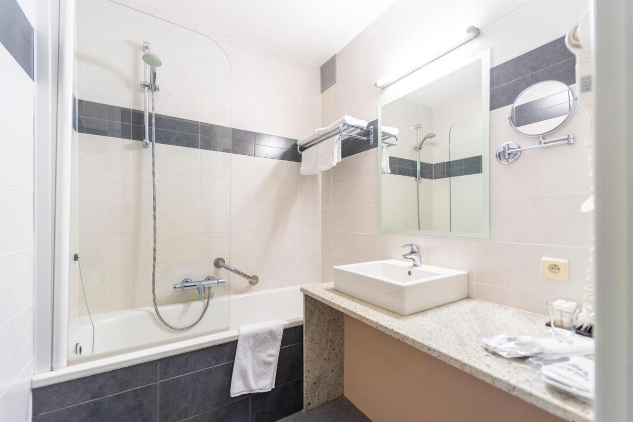 Hotel Ambiotel Tongeren Ngoại thất bức ảnh