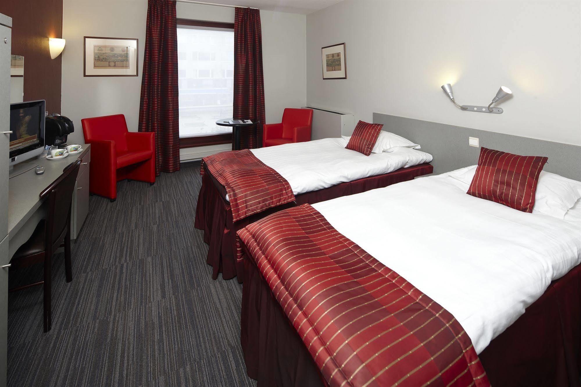 Hotel Ambiotel Tongeren Ngoại thất bức ảnh